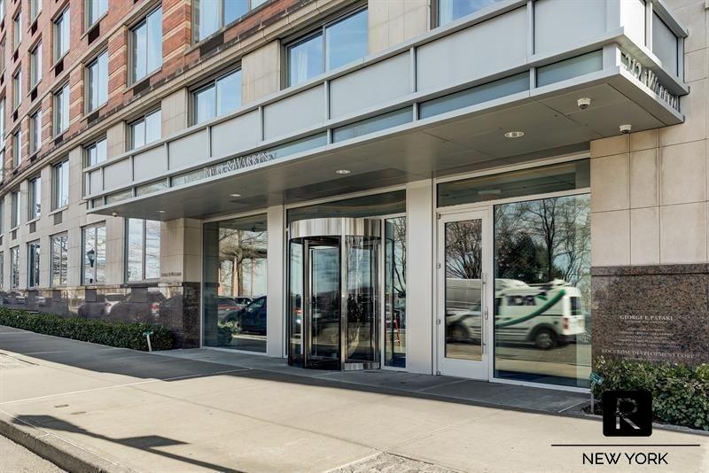 212 Warren Street Battery Park City New York NY 10282