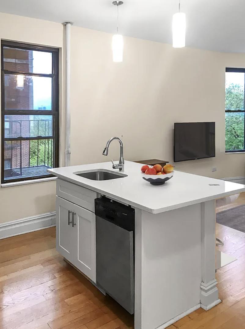 660 Riverside Drive, #4G