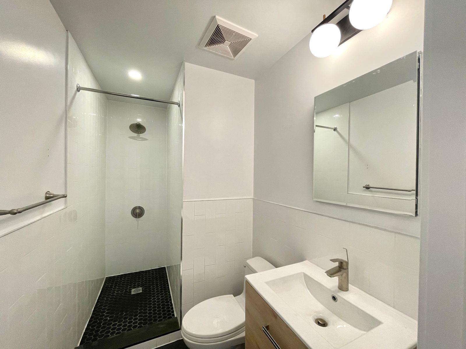 228 East 6th Street 14 E. Greenwich Village New York NY 10003