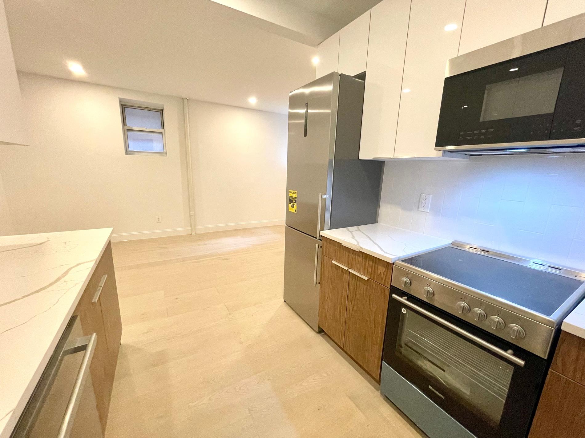 228 East 6th Street 14 E. Greenwich Village New York NY 10003