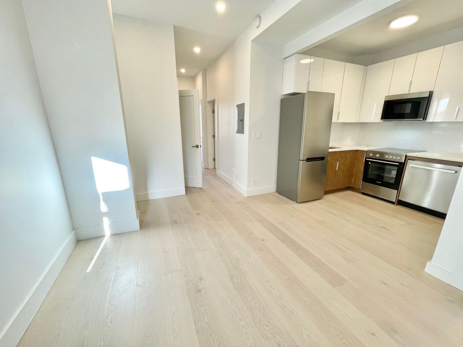 253 East 10th Street 18 E. Greenwich Village New York NY 10009