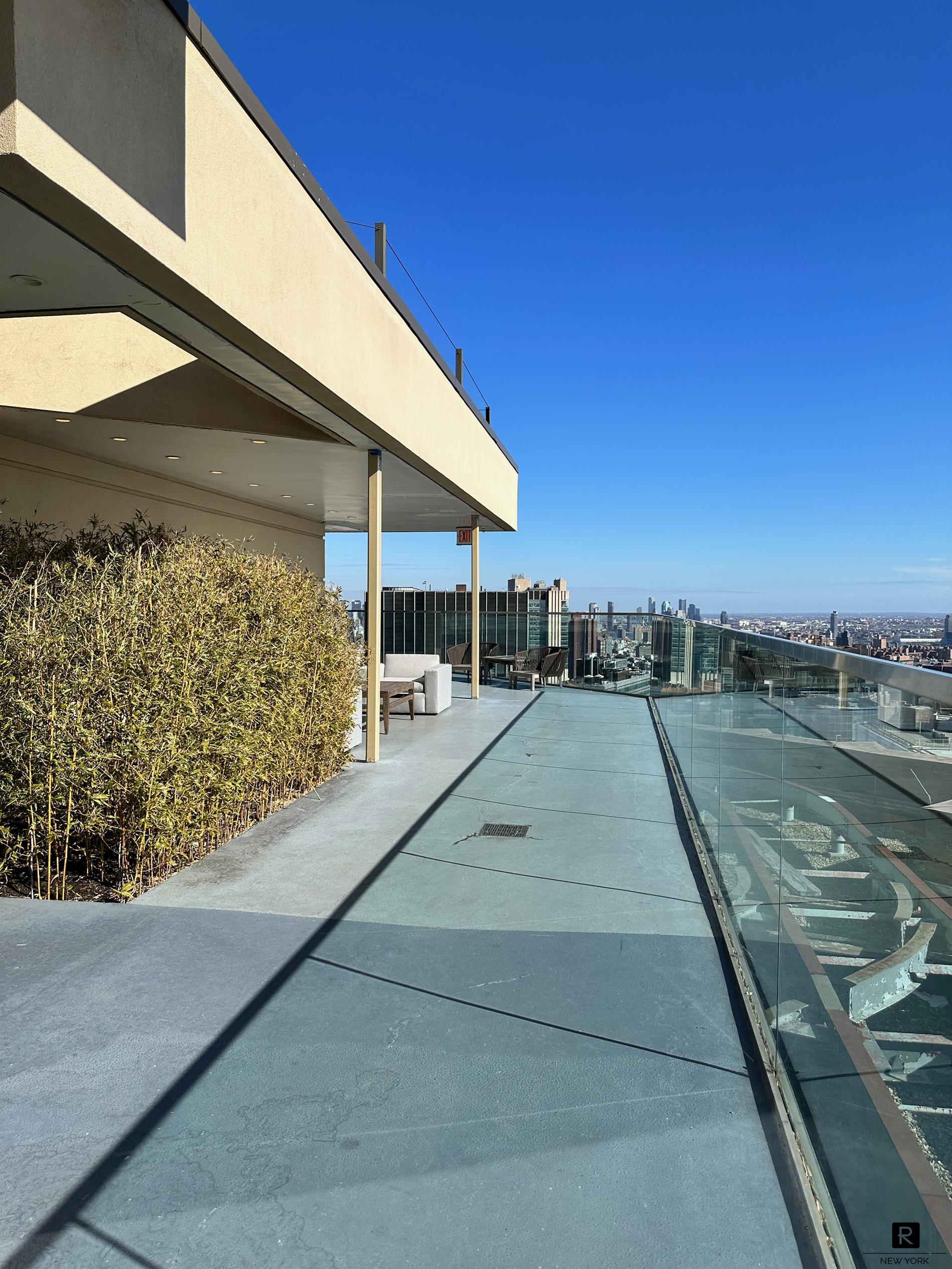 75 Wall Street Financial District New York NY 10005