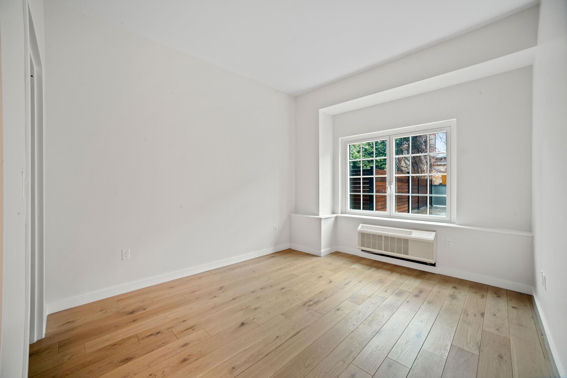 555 Waverly Avenue 8R Clinton Hill Brooklyn NY 11238