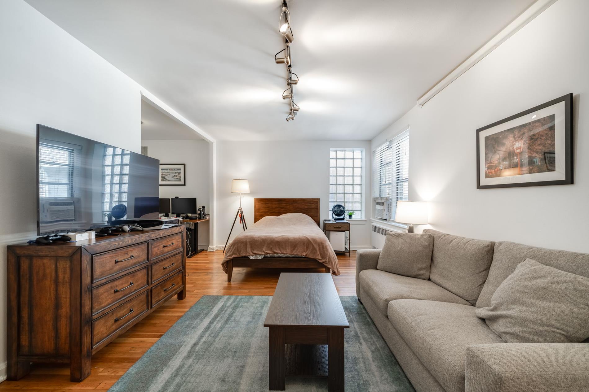 54 East 8th Street Greenwich Village New York NY 10003