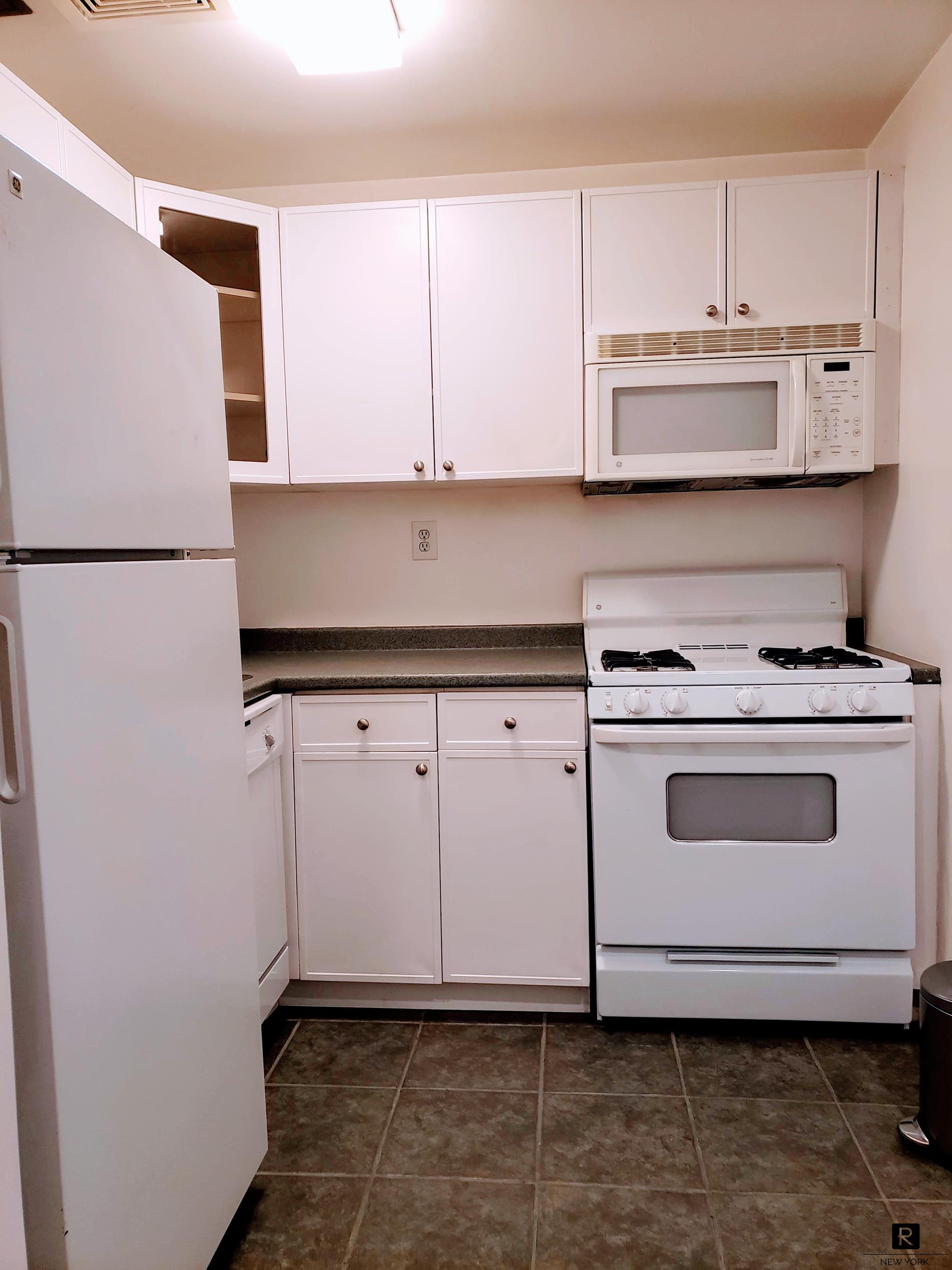 225 East 58th Street Midtown East New York NY 10022