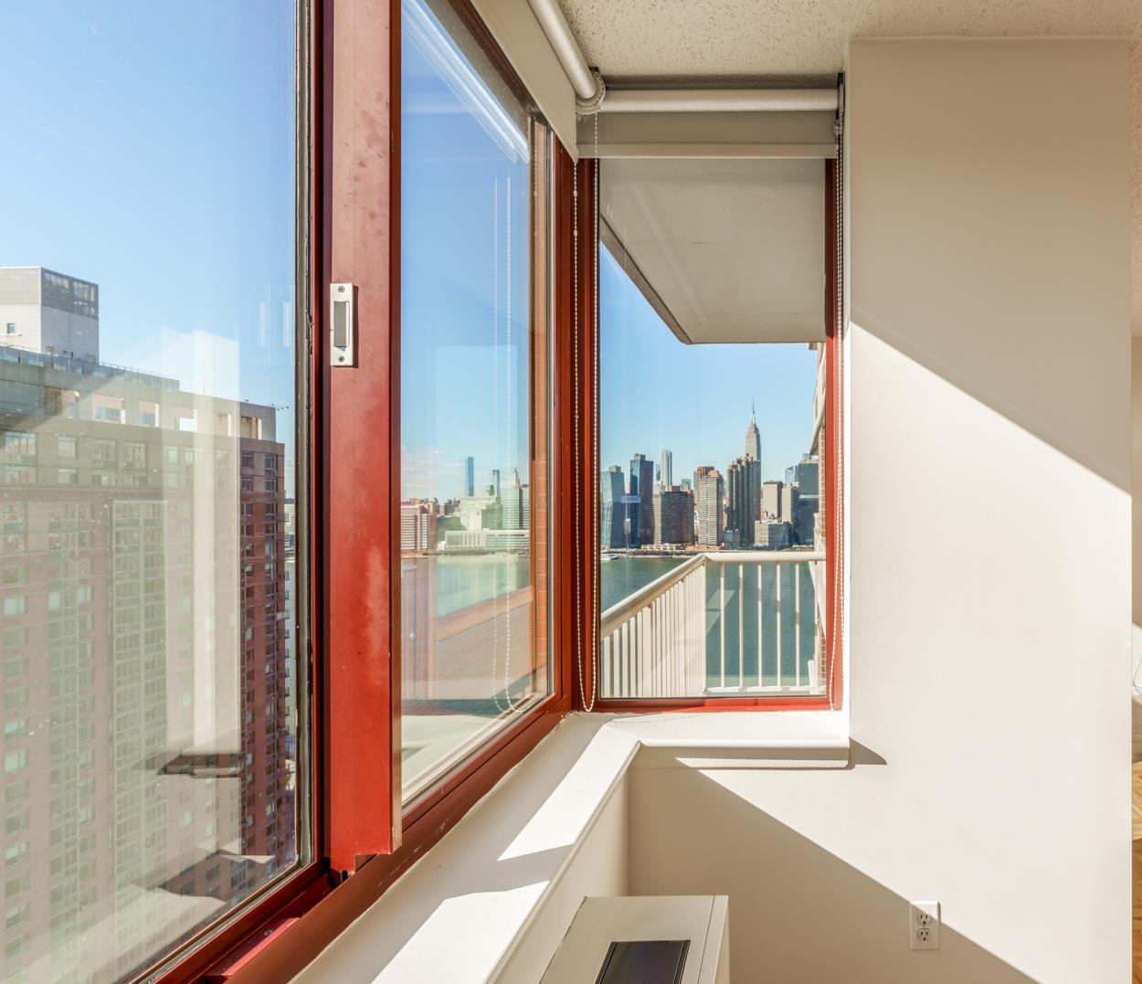 4-74 48th Avenue 35-L Hunters Point Queens NY 11109