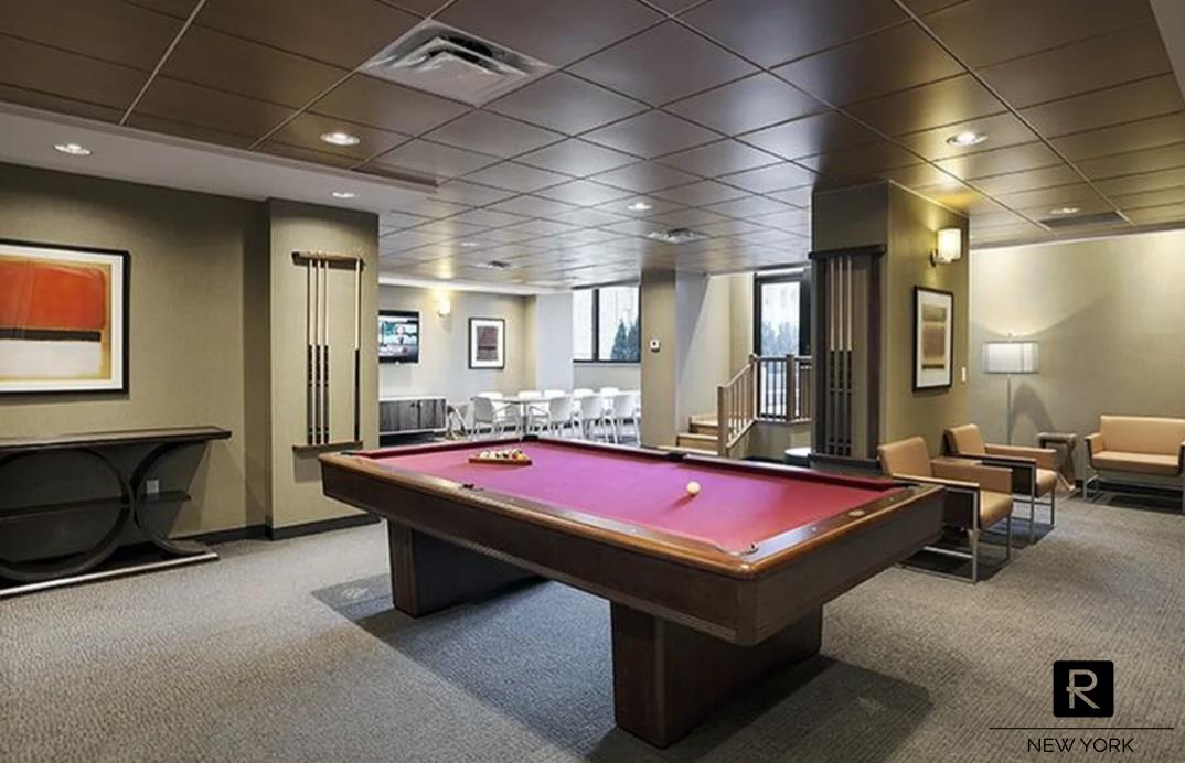 330 East 38th Street Murray Hill New York NY 10016