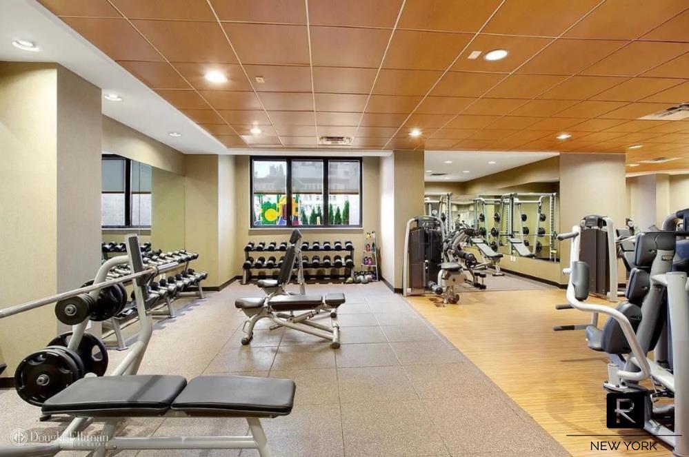 330 East 38th Street Murray Hill New York NY 10016