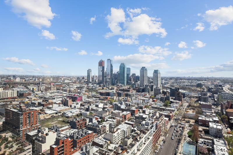 4-74 48th Avenue 35F Hunters Point Queens NY 11109