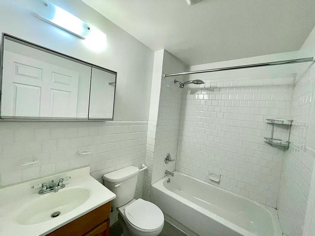 300 West 112th Street 4-A West Harlem New York NY 10026