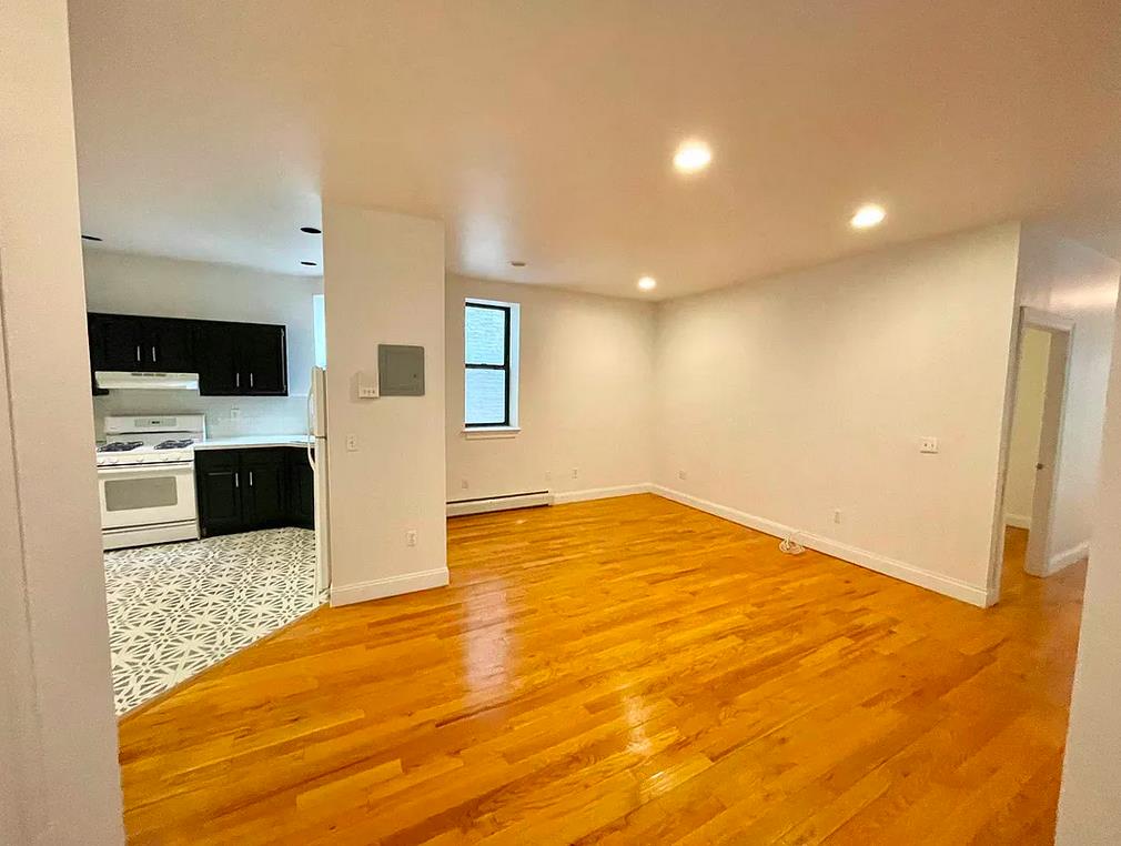 300 West 112th Street 4-A West Harlem New York NY 10026