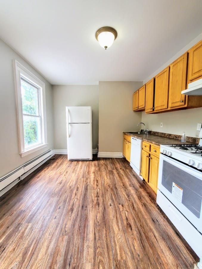 186 Summit Ave 2 Jersey City Journal Sq, Jersey City NJ 07304