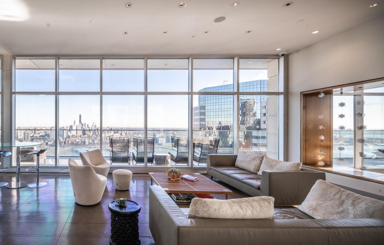 75 Wall Street, #37C