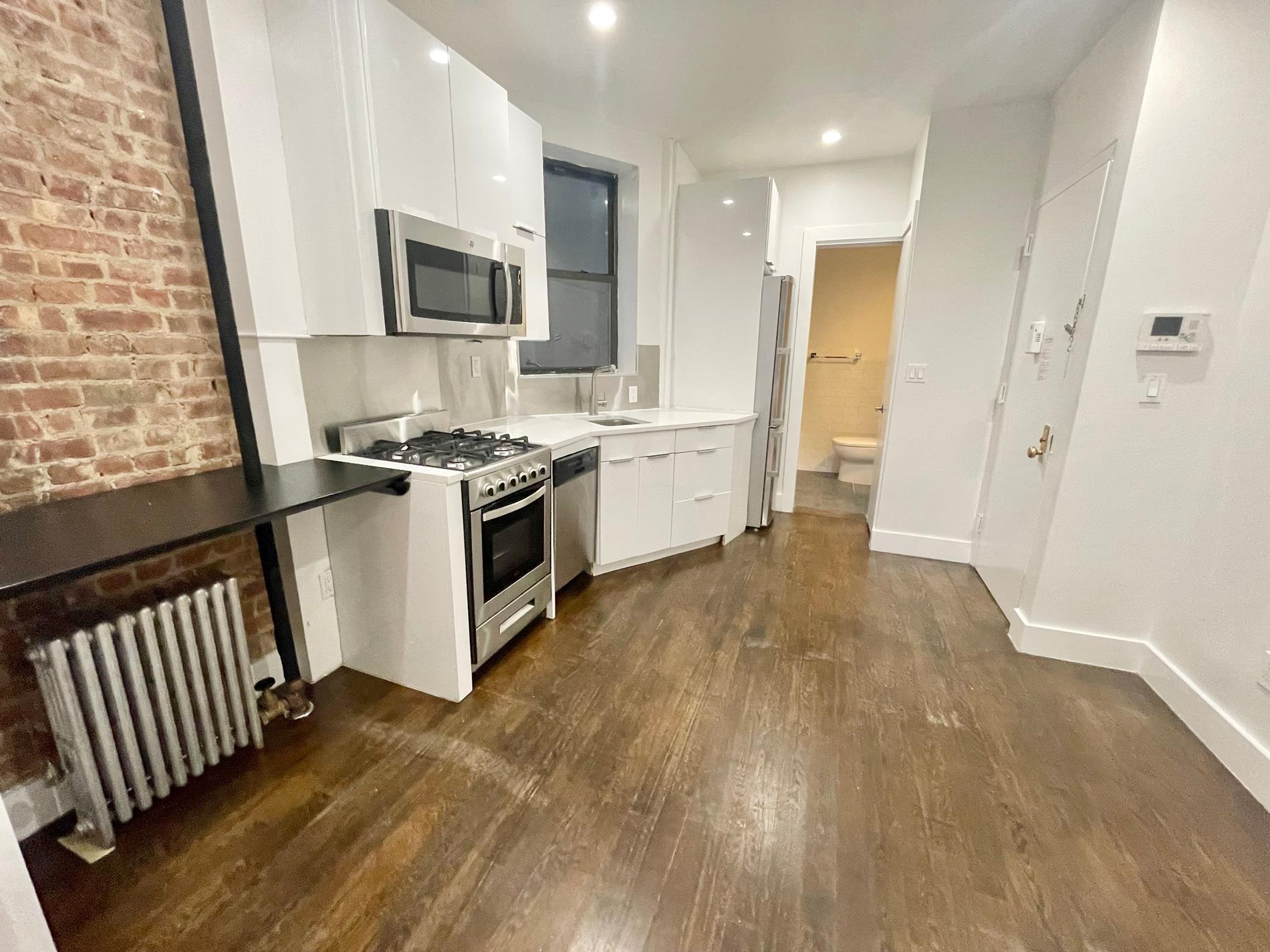 440 Tenth Avenue 2-RS Clinton New York NY 10001