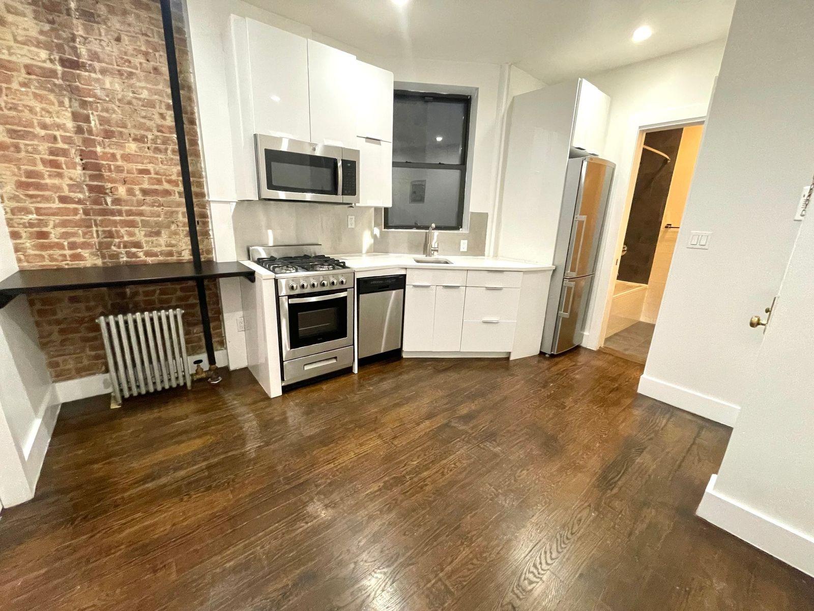 440 Tenth Avenue 2-RS Clinton New York NY 10001