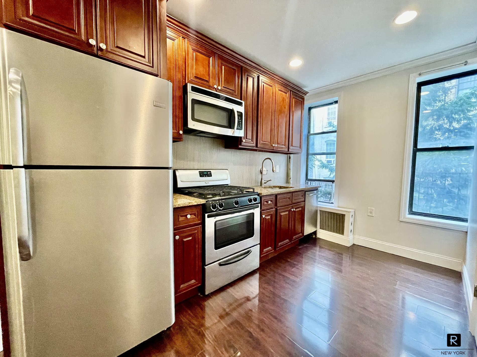 325 East 90th Street Upper East Side New York NY 10128