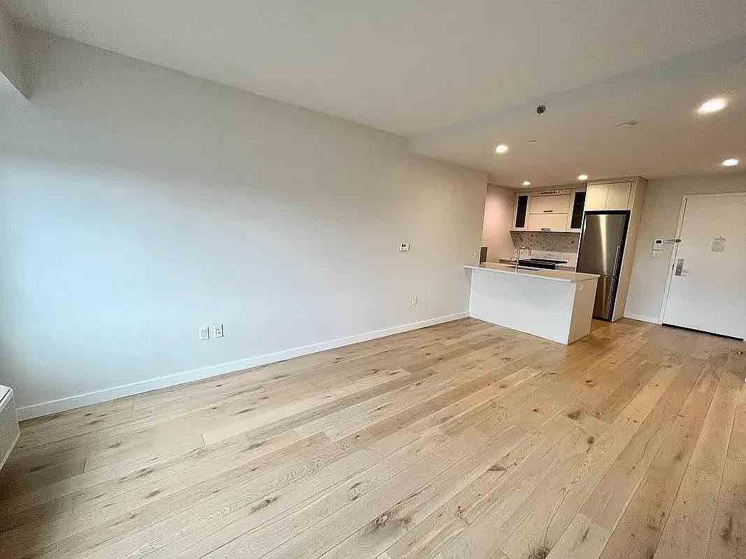 555 Waverly Avenue 4H Clinton Hill Brooklyn NY 11238