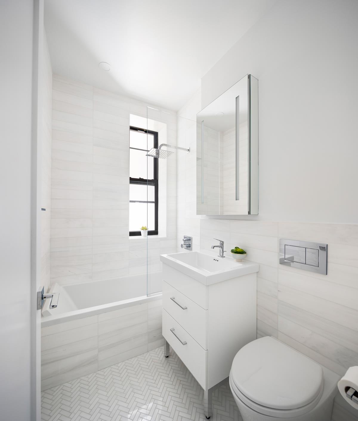 40 Stuyvesant Street 2 E. Greenwich Village New York NY 10003
