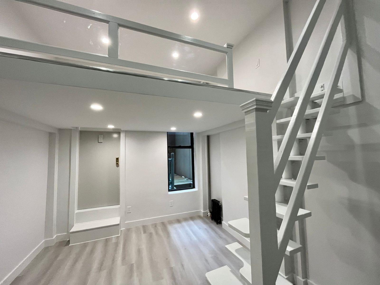 440 Tenth Avenue 1-RS Clinton New York NY 10001