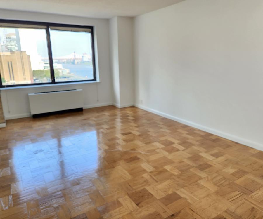 415 East 37th Street, #10H