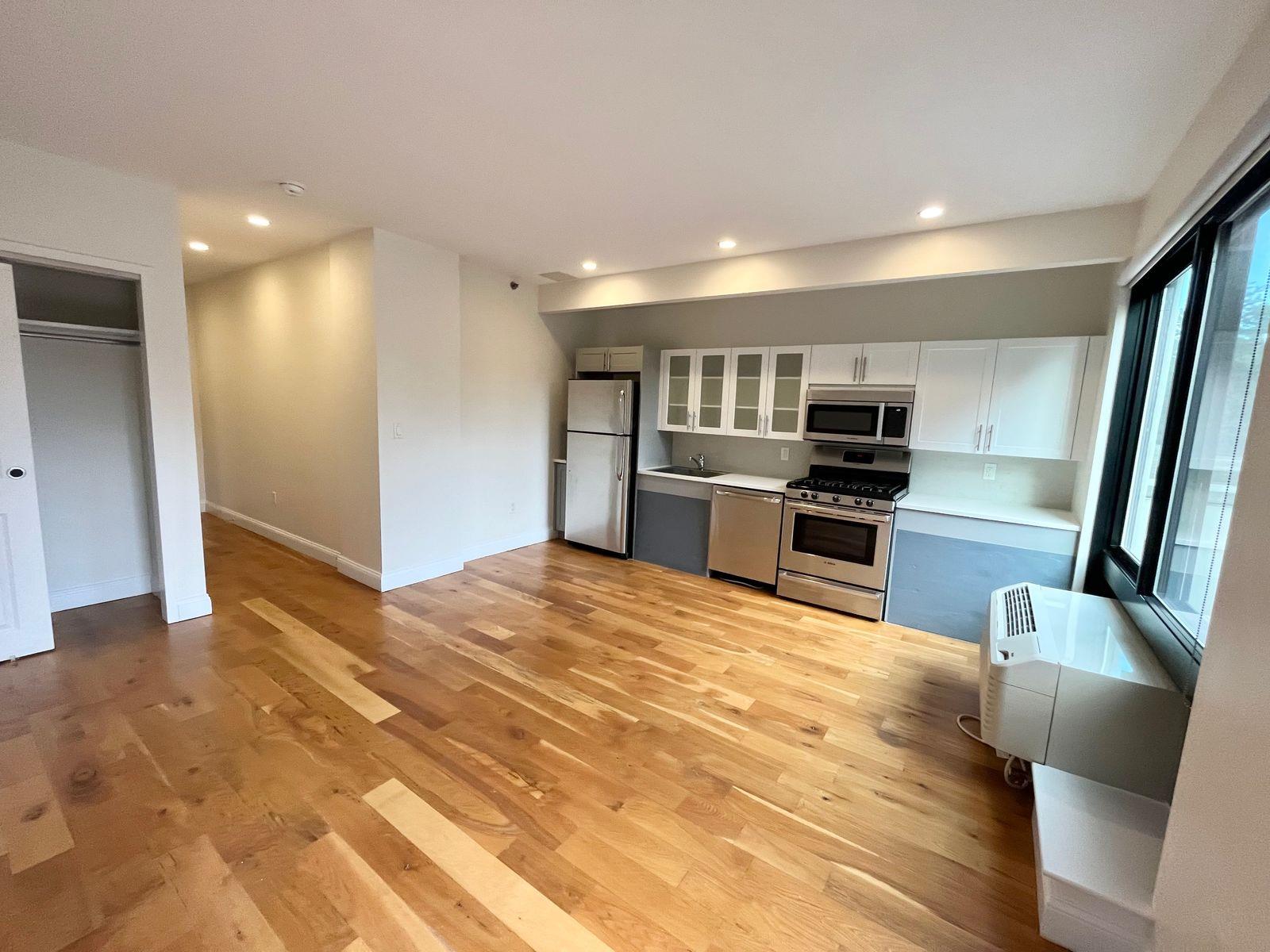 490 Myrtle Avenue 2O Clinton Hill Brooklyn NY 11205
