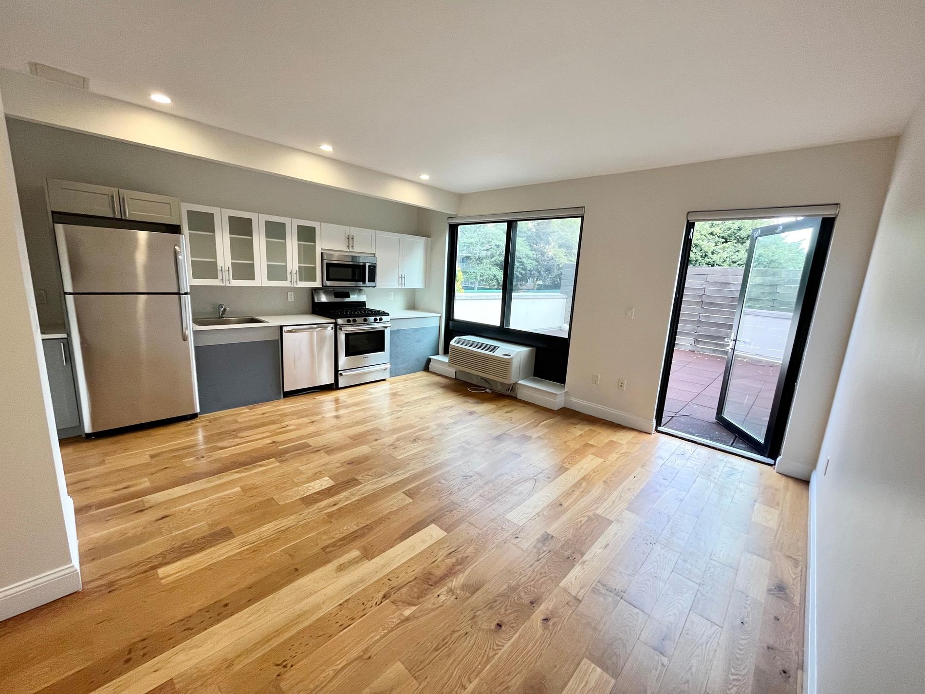 490 Myrtle Avenue 2O Clinton Hill Brooklyn NY 11205