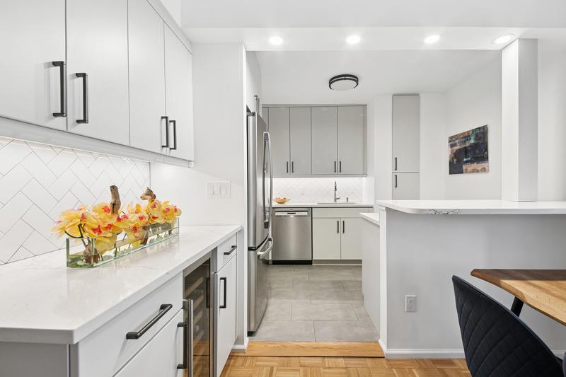 4-74 48th Avenue 7-E Long Island City Queens NY 11109