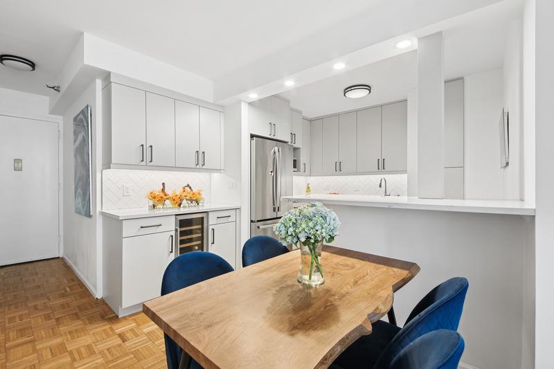 4-74 48th Avenue 7-E Long Island City Queens NY 11109