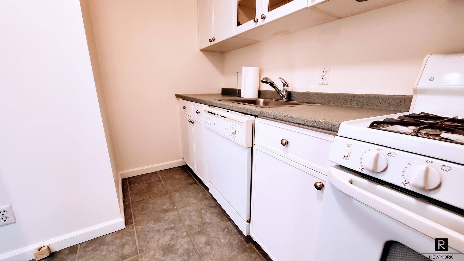 225 East 58th Street Midtown East New York NY 10022