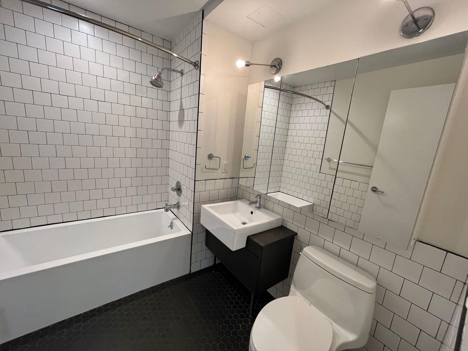 504 Myrtle Avenue, #5F