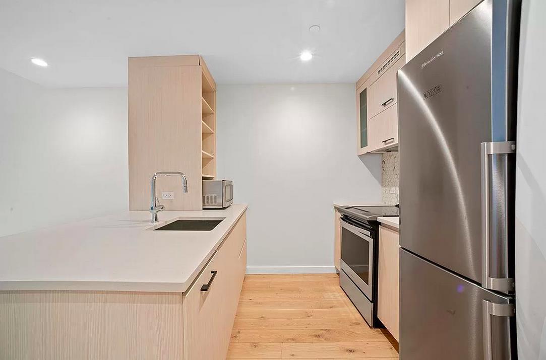 555 Waverly Avenue 6-B Clinton Hill Brooklyn NY 11238