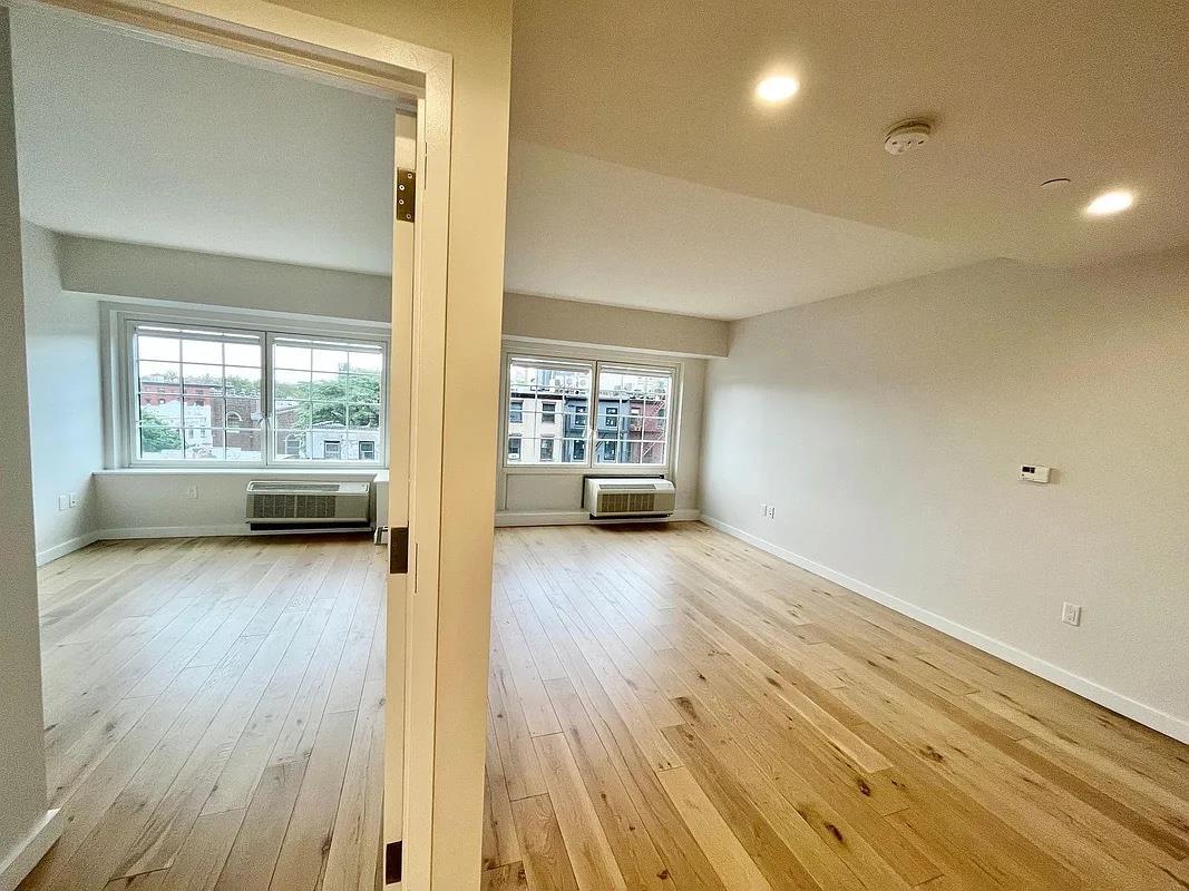 555 Waverly Avenue 6-B Clinton Hill Brooklyn NY 11238