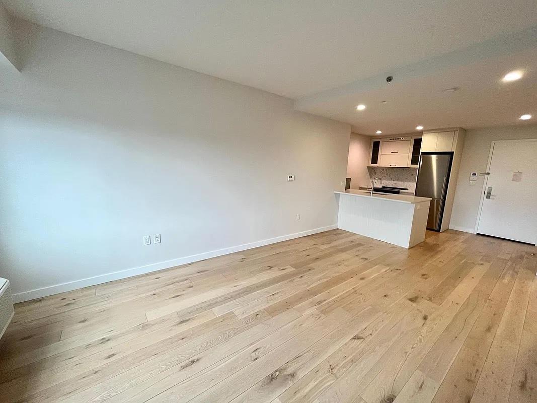 555 Waverly Avenue 6-B Clinton Hill Brooklyn NY 11238