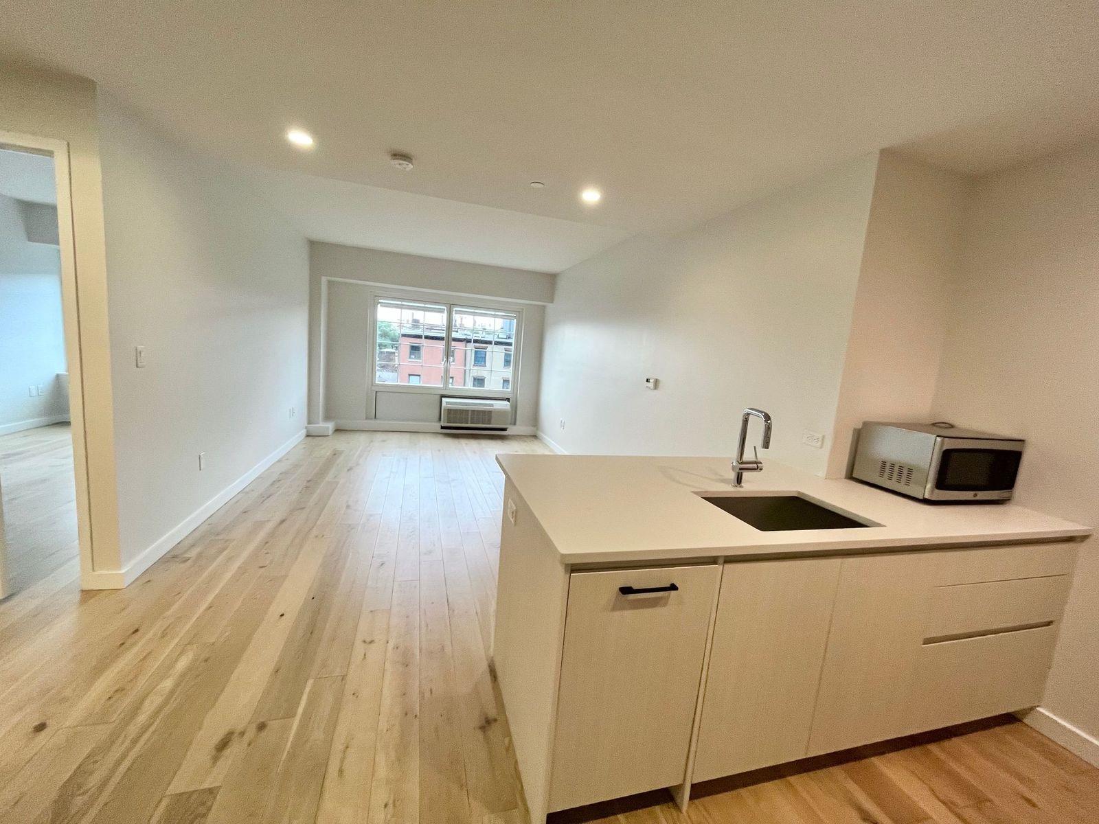 555 Waverly Avenue 6-B Clinton Hill Brooklyn NY 11238