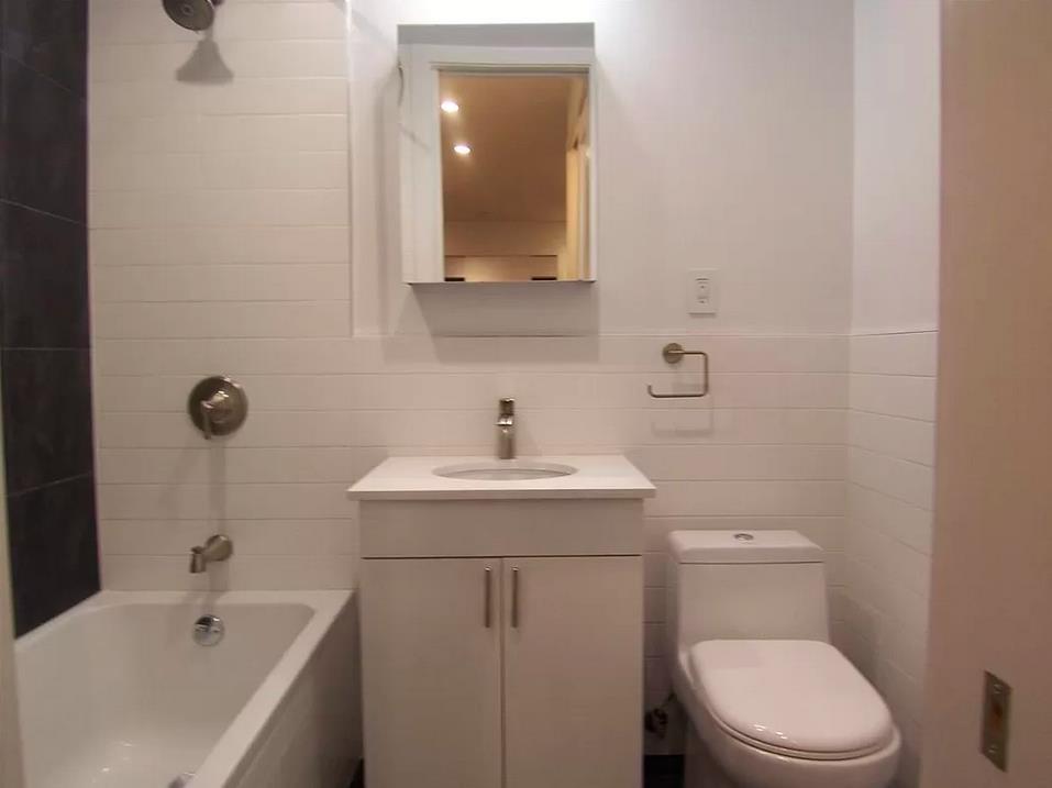 442 Tenth Avenue 3-RS Clinton New York NY 10001