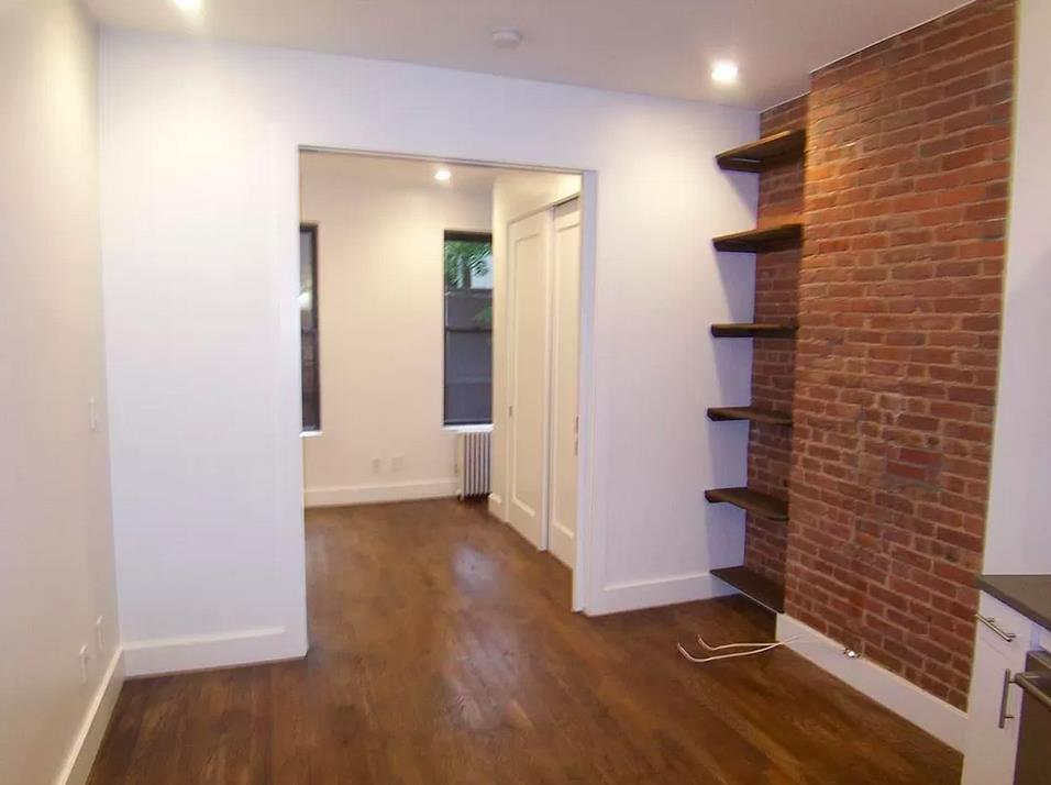 442 Tenth Avenue 3-RS Clinton New York NY 10001