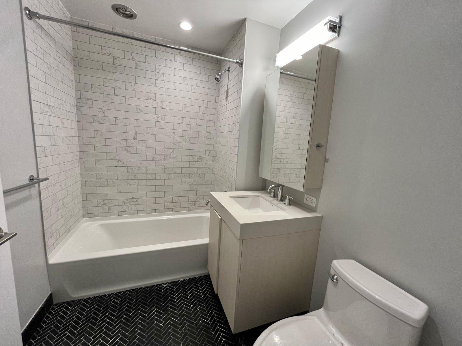 555 Waverly Avenue 4-EE Clinton Hill Brooklyn NY 11238