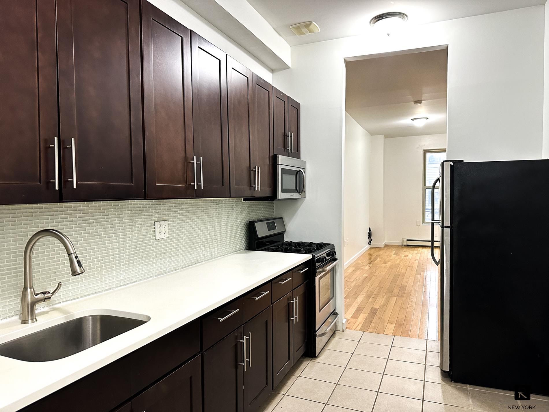 211 Wyckoff Avenue Bushwick Brooklyn NY 11237