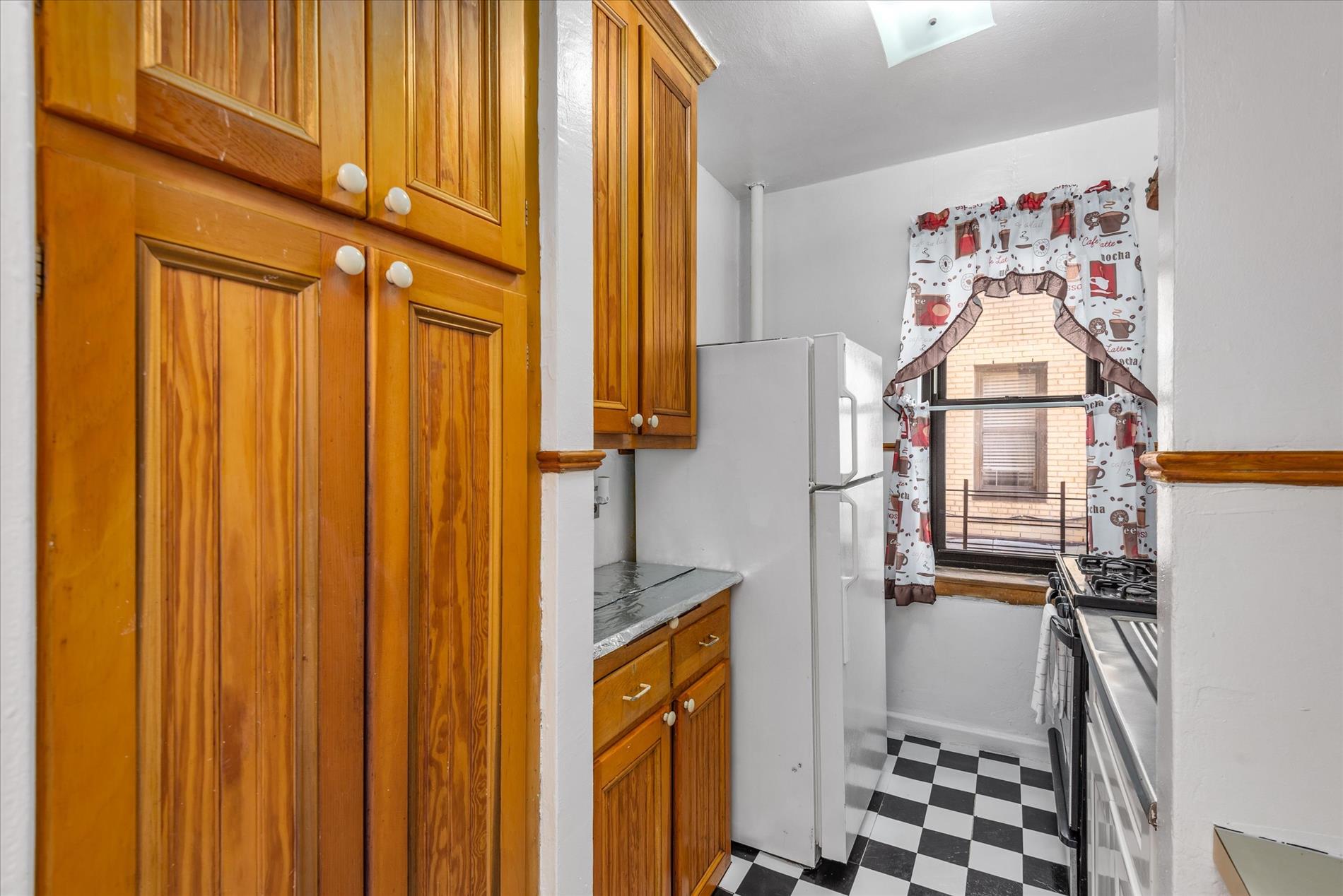 251 Seaman Avenue 2-H Inwood New York NY 10034