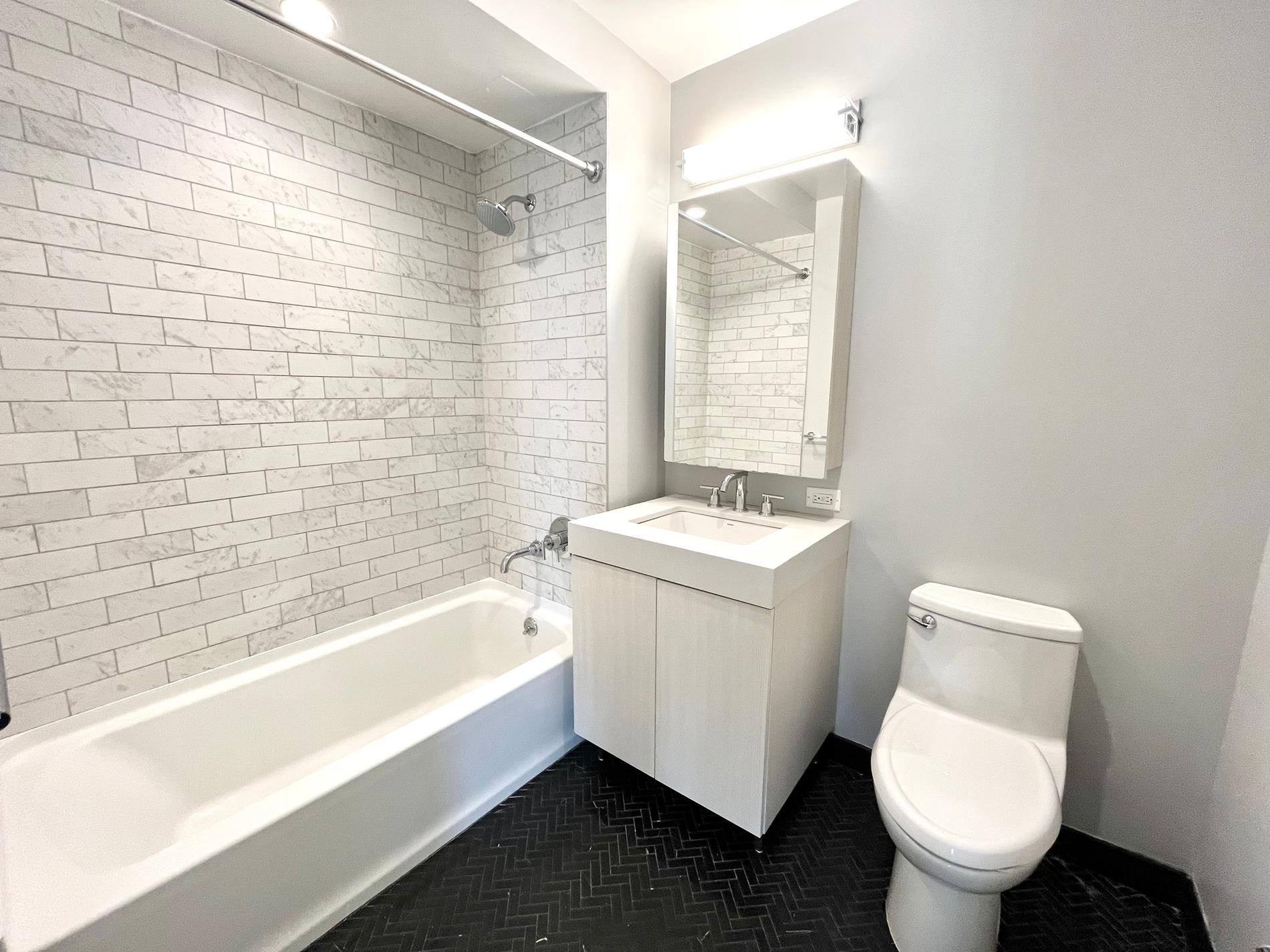 555 Waverly Avenue 7-V Clinton Hill Brooklyn NY 11238