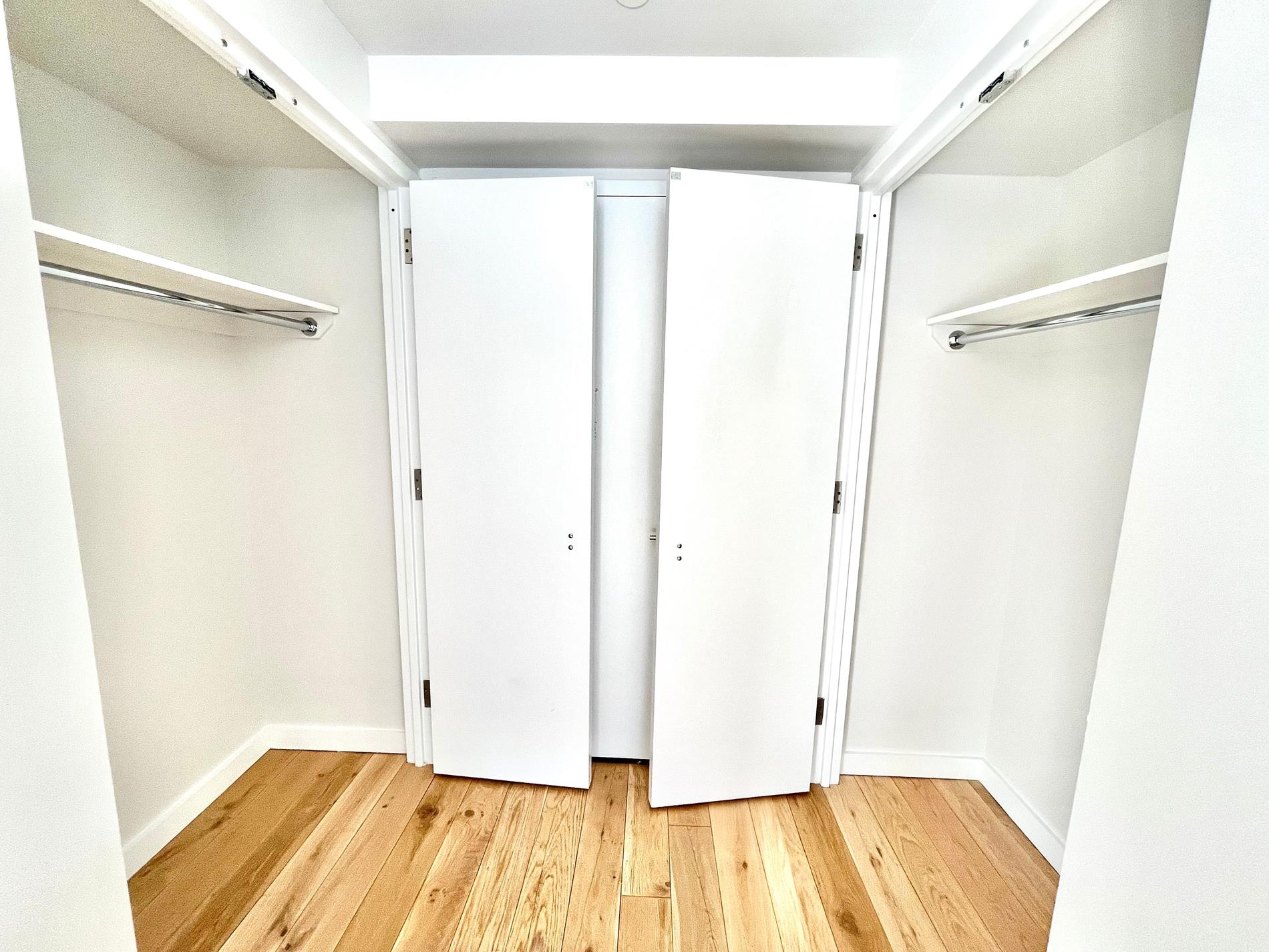 555 Waverly Avenue 7-V Clinton Hill Brooklyn NY 11238