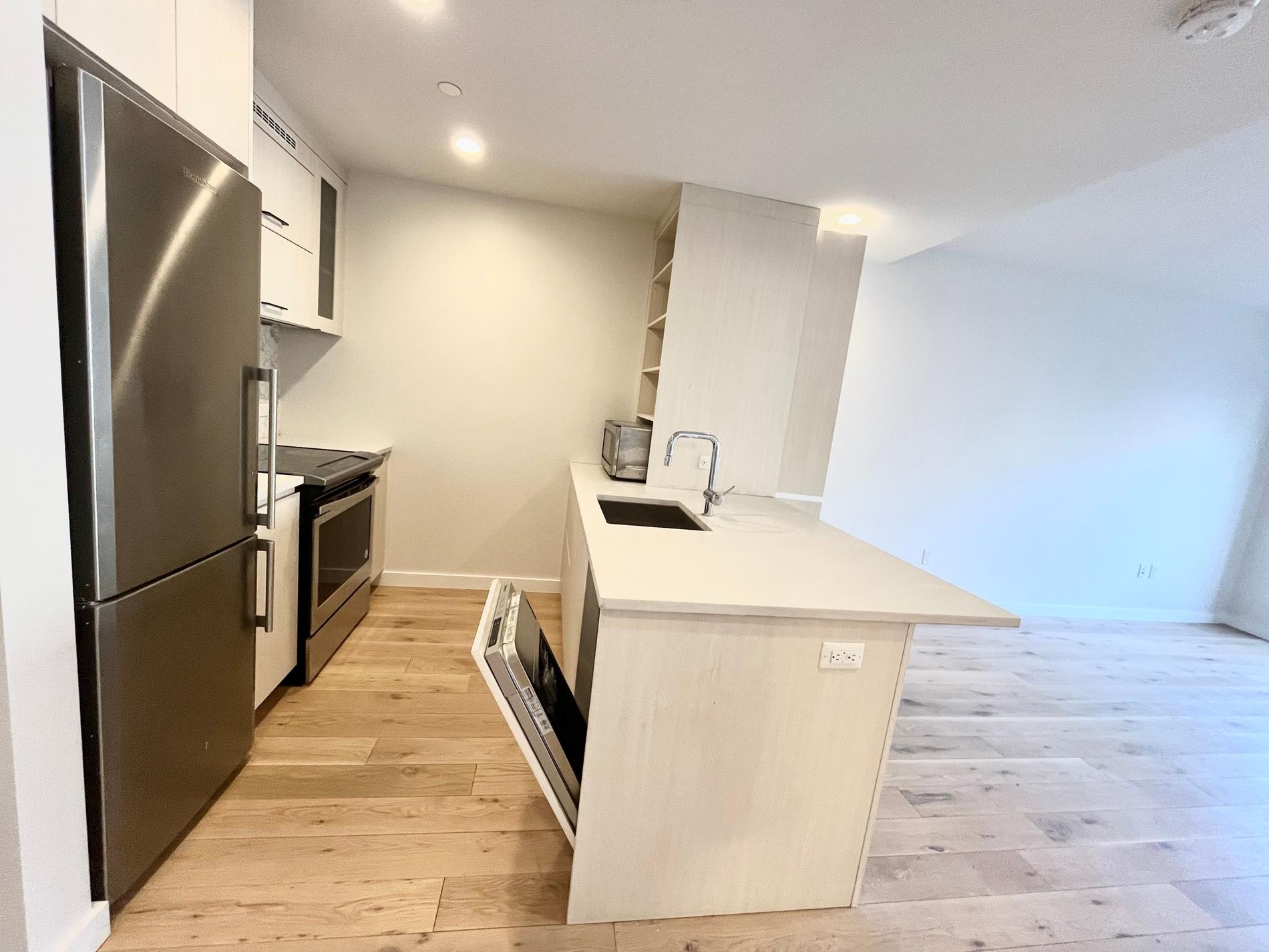 555 Waverly Avenue 3G Clinton Hill Brooklyn NY 11238
