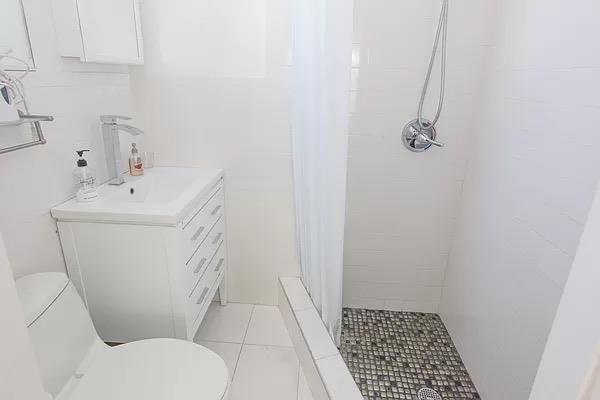43-12 Broadway PH Long Island City Queens NY 11414
