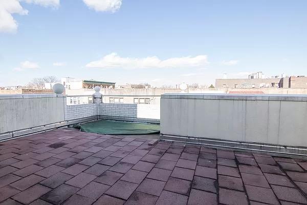 43-12 Broadway PH Long Island City Queens NY 11414