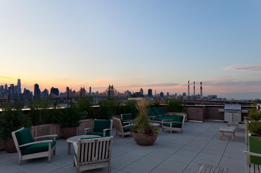 21-45 44th Drive 6-D Court Square Queens NY 11101