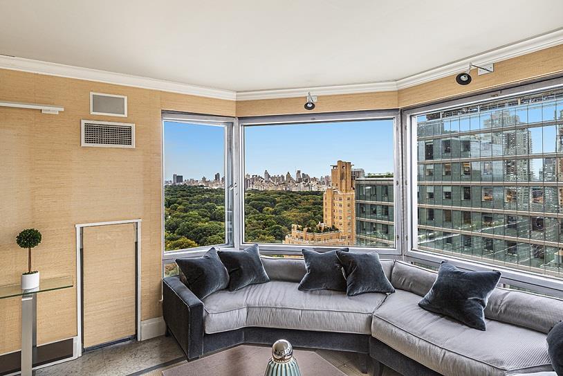 301 West 57th Street, #26D