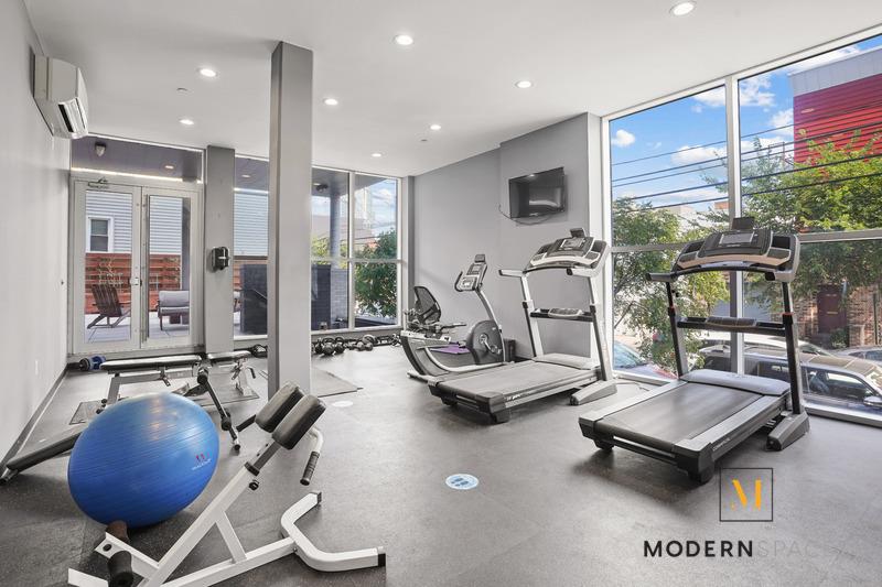 47-28 11th Street 6D Long Island City Queens NY 11101