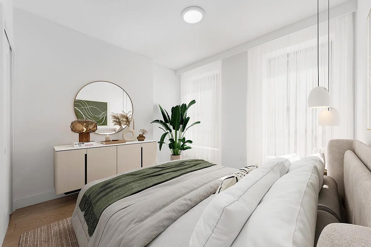 27 Saint Marks Place 2CD E. Greenwich Village New York NY 10003