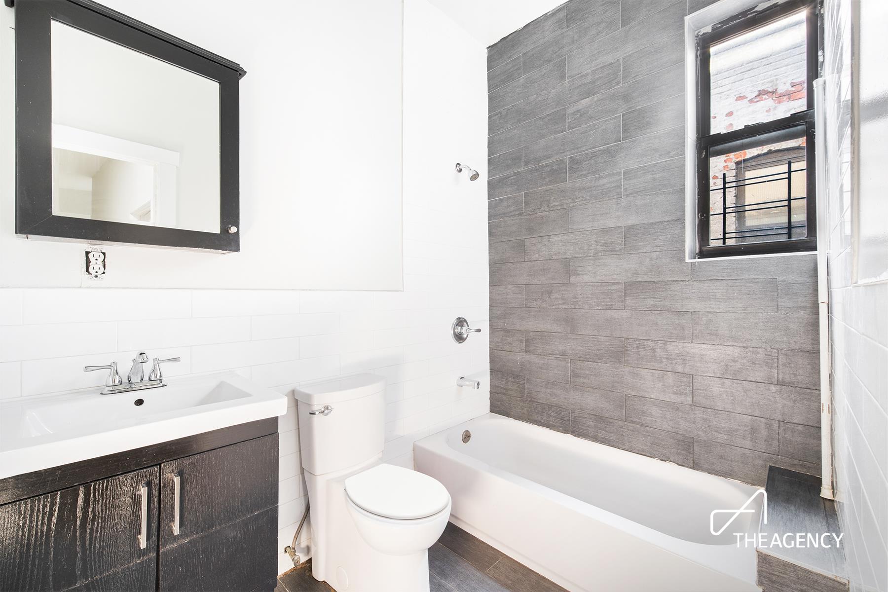 838 Jefferson Avenue, #4R