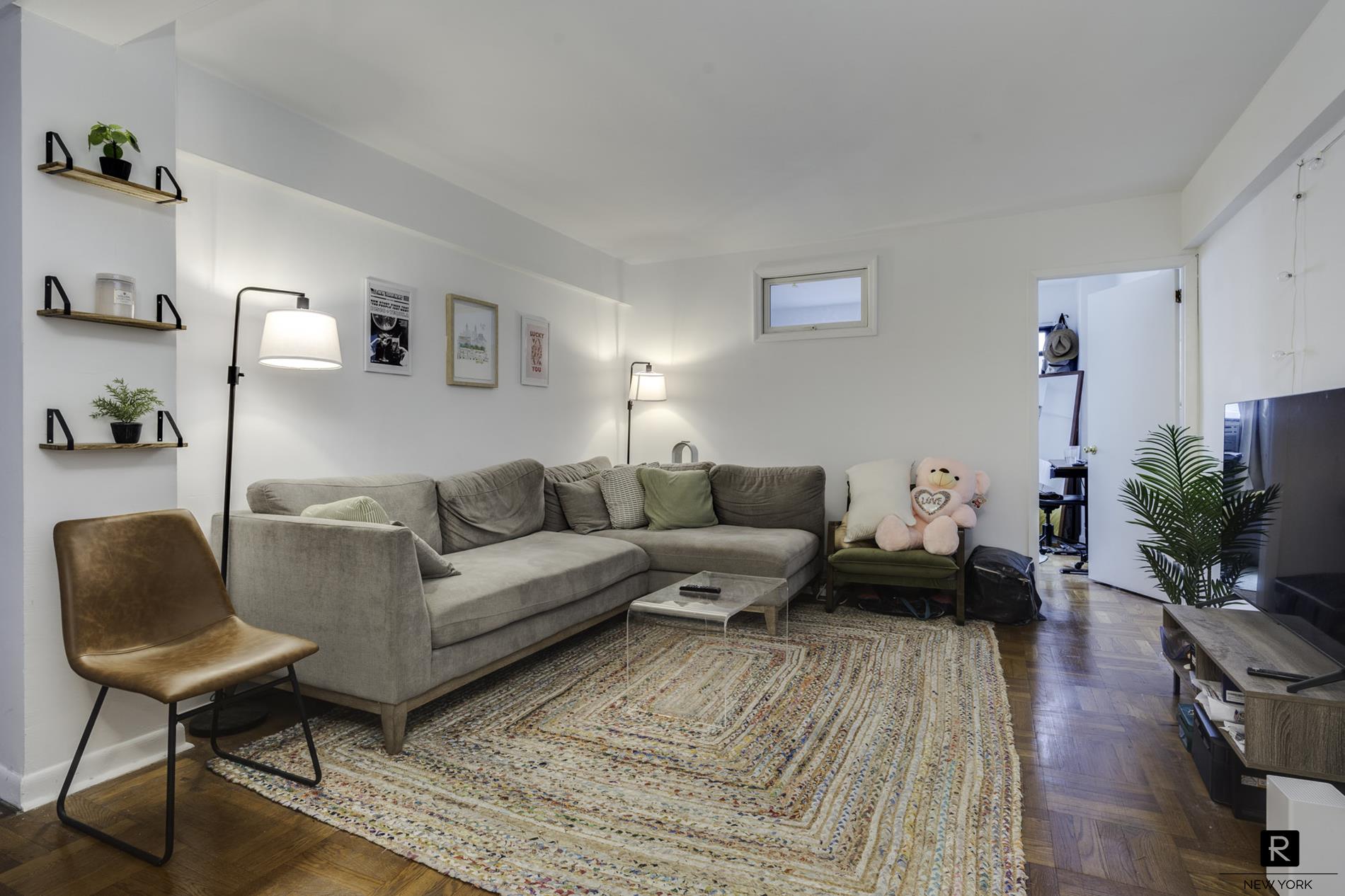 140 East 56th Street Midtown East New York NY 10022